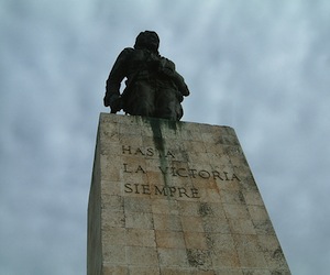 memorial-al-che-en-santa-clara