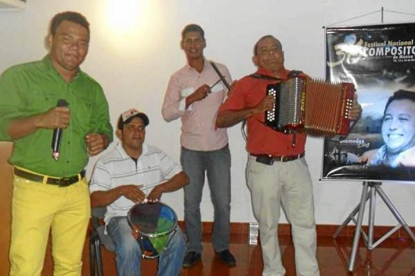 13vgale01b004_big_ce