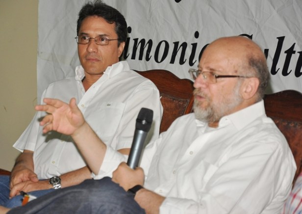 Conversatorio Daniel Samper Pizano 1.-