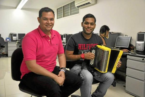 Carlos TobIo y Samuel Valencia