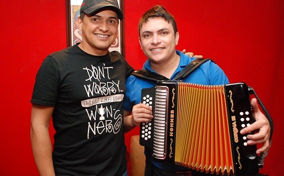 jorgeytavo901-564x350