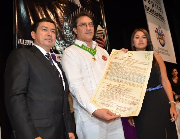 Lanzamiento Bucaramanga - Condecoración Rodolfo Molina