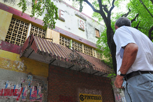 PRIMERA-TEATROS.ADAMIS-GUERRA