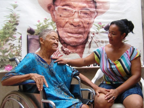 Ana Romero Díaz y su hija Cecilia Morales