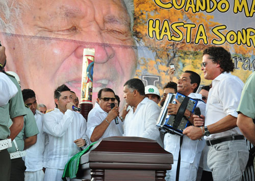 LEANDRO-DIAZ-HONORES