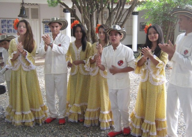 Los Niños del Vallenato de la Escuela 'Rafael Escalona Martínez' en ensayo