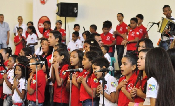 Clausura cursos de música vallenata 1.- FFLV