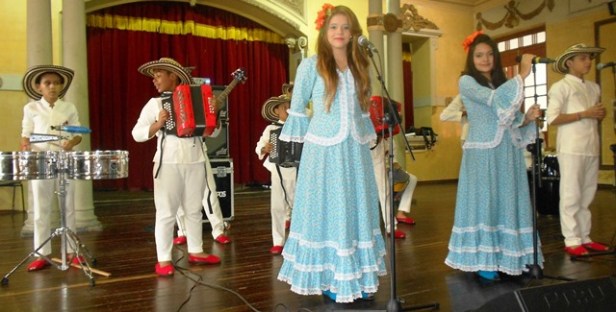 Los Niños del Vallenato de la Escuela Rafael Escalona