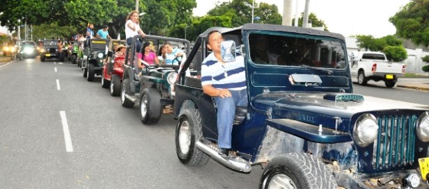 Desfile de Willys Parranderos (12)