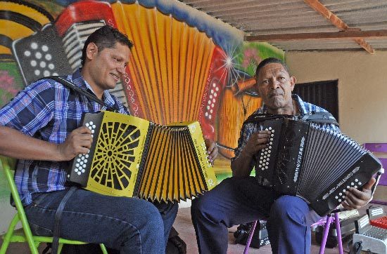 DINASTIA-ROMERO-EL-PILON