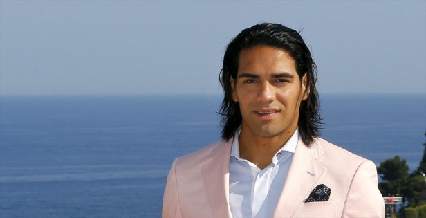 RADAMEL FALCAO, NUEVO JUGADOR DEL AS MÓNACO