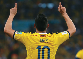El número 10, que en copas del mundo, lucieron Pelé, Kempes, Platini , Maradona y Zidana, no le queda grande a James Rodríguez a sus 22 años.