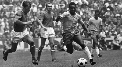 El rey Pelé en la final de Brasil versus Italia en el Mundial de México 1970