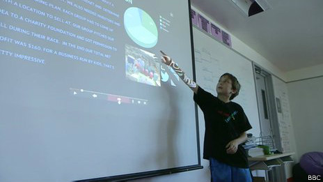 140704215007_sp_escuela_464x261_bbc