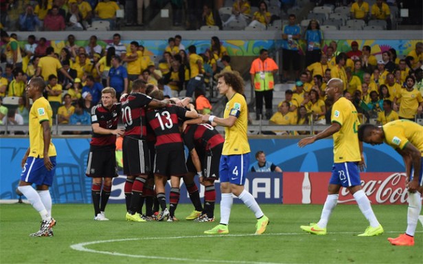 alemania-humillo-brasil-ante-propia-aficion-1404856083131