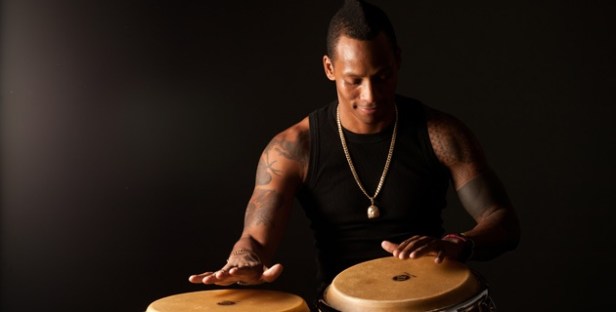 El conguero Pedrito Martínez actuará el 12 de septiembre.