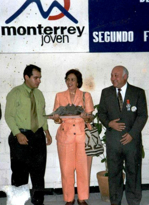 Reconocimiento a Consuelo Araujonoguera en Monterrey. México