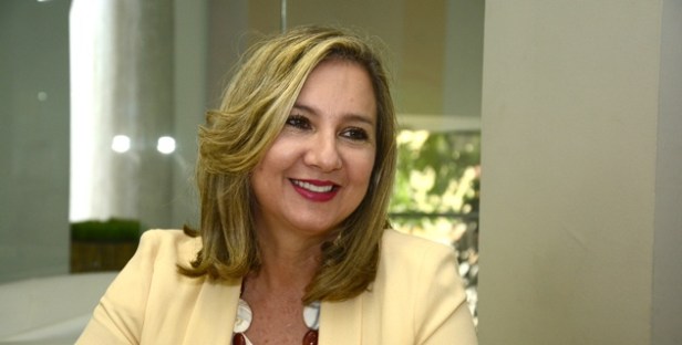 zandra_vasquez-josefina_2