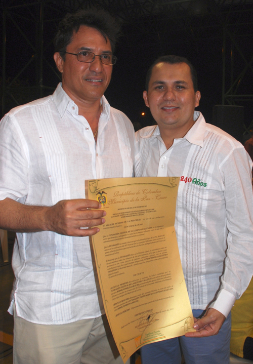 Reconocimiento a la Fundación Festival de la Leyenda Vallenata por parte de la Alcaldía de La Paz. Foto Eduardo Coronado.