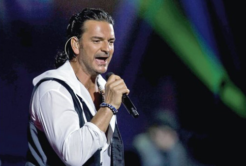 Ricardo Arjona-1
