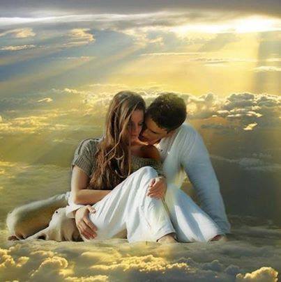 ME-TIENES-EENTRE-NUBES