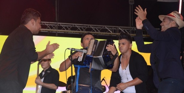 mejor_agrupacion_la_banda_del_5_1_2