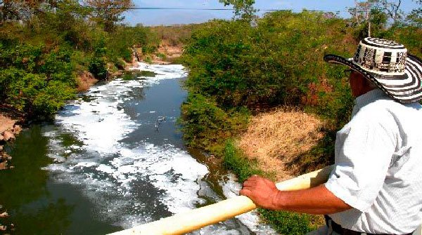 RIO-CESAR-CONTAMINADO