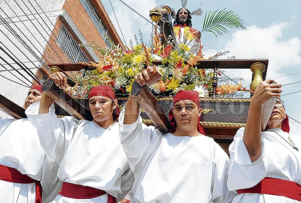 p6gacetaabril5-15n1photo01