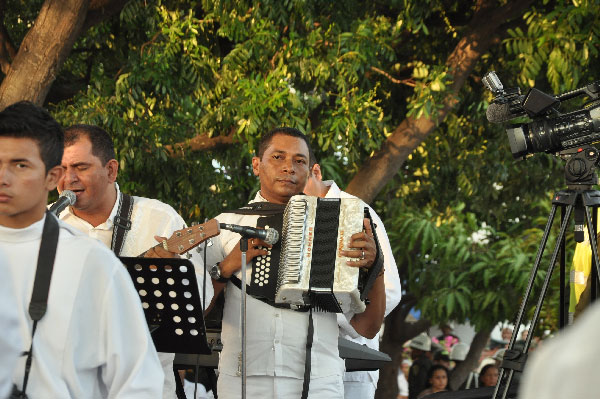 HUGO-CARLOS-GRANADOS