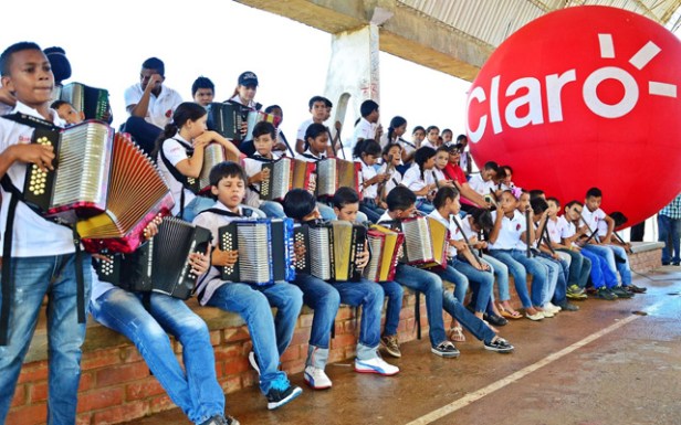 Monitoreo público de formación en música vallenata 1.-