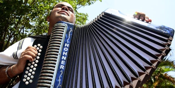 jose_ricardo_villafane_tema_lina_6