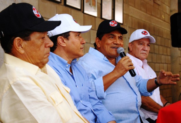 Rueda de Prensa Emiliano y Poncho Zuleta. 