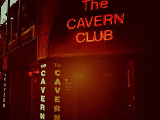 club-la-caverna