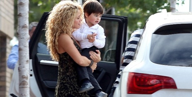 shakira_y_milan_escuela