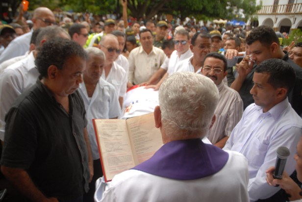 Despedida de Calixto Ochoa 2.-