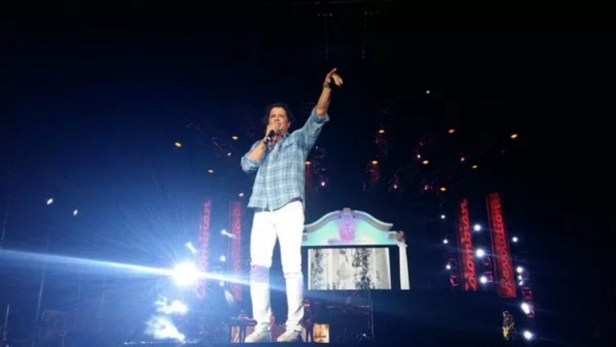 carlos-vives-medellin-2