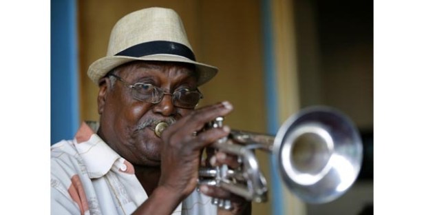 ALFREDO-ARMENTEROS-CHOCOLATE