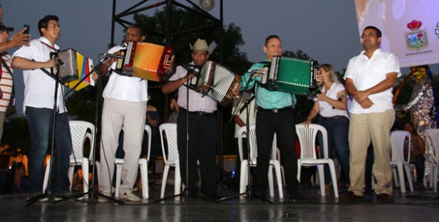 cuatro_reyes_vallenatos_le_rinden_honor_a_valledupar_con_una_serenata