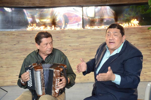 Poncho-y-Emiliano-ZD-Foto-Adamis-Guerra