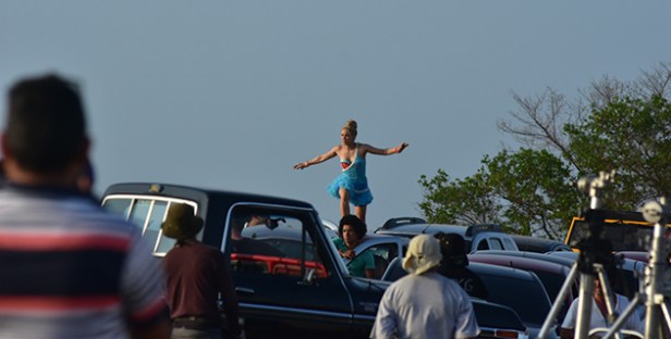 shakira_y_carlos_vives_la_bicicleta_8_0