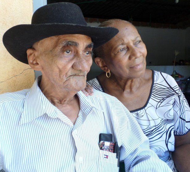 Gerardo Ortiz y su compañera Erma Martínez. Foto Juan Rincón Vanegas
