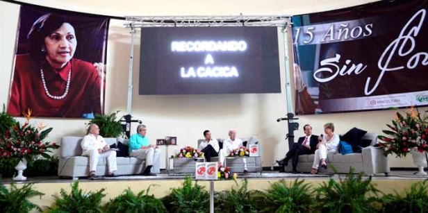 conversatorio-15-anos-sin-consuelo-1