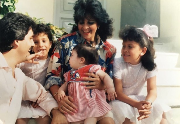 Rafael Orozco, señora e hijas