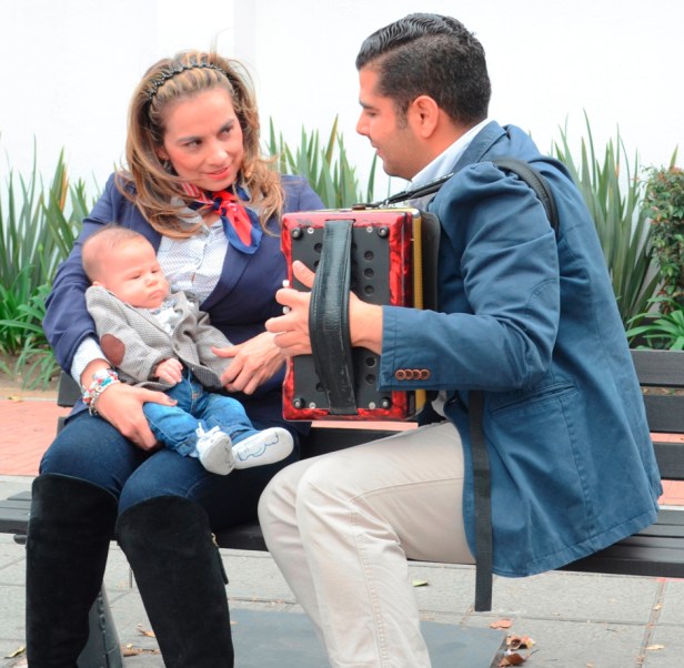 Rey Vallenato Jaime Dangond Daza y familia - Foto Rubén Dario Torres