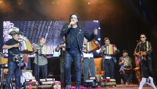 Rueda de Prensa Carlos Vives - Presentación con Reyes Vallenatos