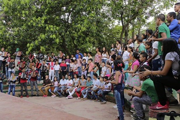 El propósito de la enseñanza musical en Valledupar es preservar la esencia del folclor vallenato